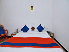 Traveller Guest House By OYO Rooms