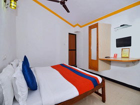 Traveller Guest House By OYO Rooms