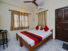 Traveller Guest House By OYO Rooms