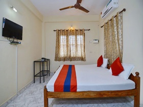 Traveller Guest House By OYO Rooms