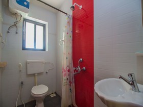 Edwin Sunset Palms by OYO Rooms