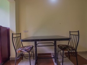 Edwin Sunset Palms by OYO Rooms