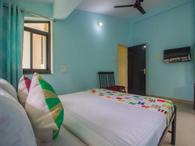 Edwin Sunset Palms by OYO Rooms