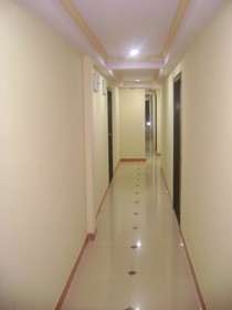 Rahi Coral Beach Resort