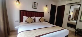 Candolim Suites