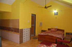 Jes Guest House