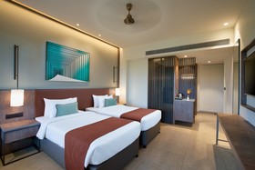 Amoravida by 7 Apple Resorts