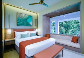 Amoravida by 7 Apple Resorts
