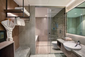 Amoravida by 7 Apple Resorts