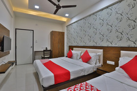 Dev Orchid By OYO Rooms