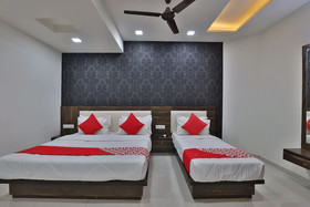 Dev Orchid By OYO Rooms