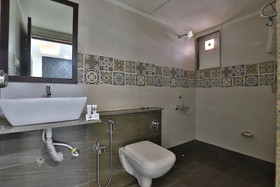 Dev Orchid By OYO Rooms