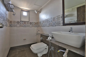 Dev Orchid By OYO Rooms