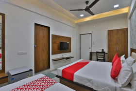 Dev Orchid By OYO Rooms