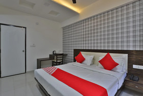 Dev Orchid By OYO Rooms
