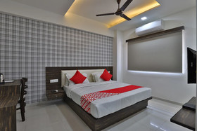 Dev Orchid By OYO Rooms