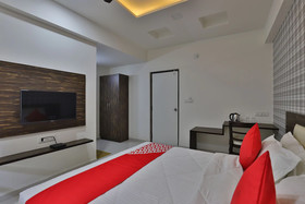 Dev Orchid By OYO Rooms