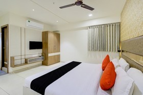 FabHotel Bharosa Inn