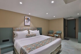 Hotel Serenity