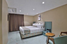 Hotel Serenity