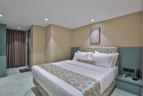 Hotel Serenity