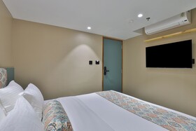 Hotel Serenity