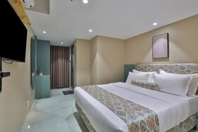 Hotel Serenity
