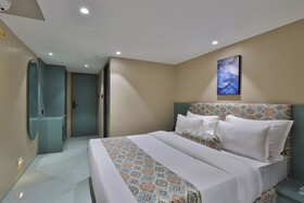 Hotel Serenity