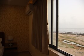 The Sky Comfort Beach Hotel