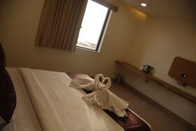 The Sky Comfort Beach Hotel