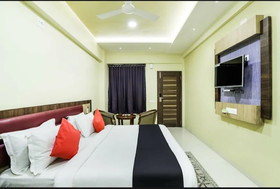 Hotel Shiv Palace