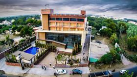 Jalashray Resort