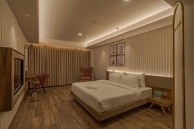 Phoenix Resort