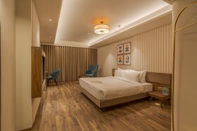 Phoenix Resort