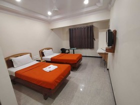 Hotel Anand