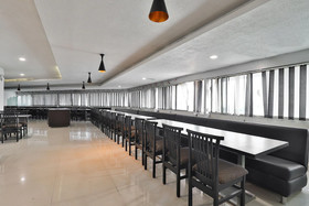 Hotel Mansi Sherotene By OYO Rooms