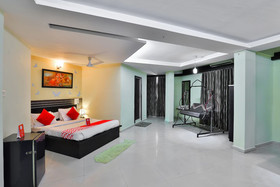 Hotel Mansi Sherotene By OYO Rooms