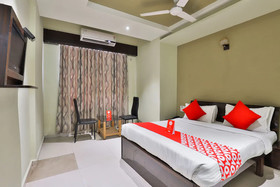 Hotel Mansi Sherotene By OYO Rooms
