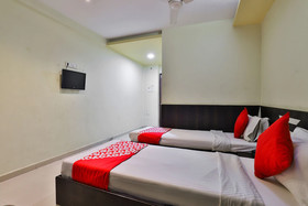 Hotel Mansi Sherotene By OYO Rooms