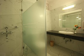 Golden Tulip Manali