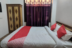 OYO 24660 Mahasu Villa