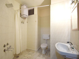 Atul Regency By OYO Rooms