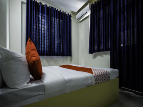 Blue Berry Apartments By OYO Rooms