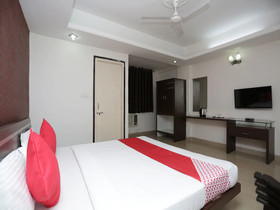 Hotel Abhinav Palace by OYO Rooms