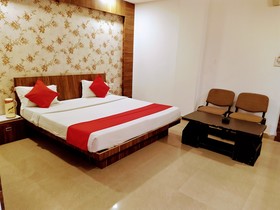 Hotel Abhinav Royal
