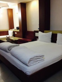 Jain's Hotel Rajhans