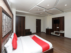 Kanta Shrawan Palace