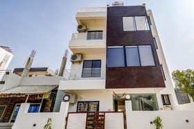 Sukh Palace by OYO Rooms