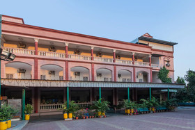 Kamla Kunj Garden by OYO Rooms