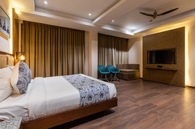 Sky Line Club Resorts